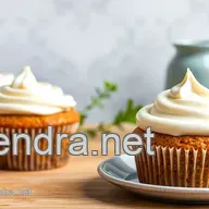 Irresistibly Moist Carrot Cake Cupcakes with Creamy Cream Cheese Frosting