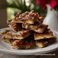 Christmas Cracker Toffee: Easy Saltine Bark