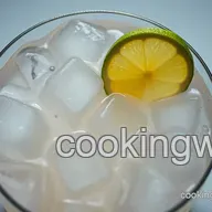 Classic Gin and Tonic: What Is Gin and How to Make It Refreshing