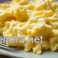 Fluffy Scrambled Eggs: My Foolproof, Creamy Cloud Recipe