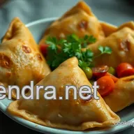Crunchy Vegetable Samosa: A Delightful Family Recipe to Enjoy