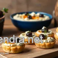 Easy Quick Hummus Bites with Feta & Olives: 10-Minute Delight!
