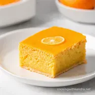 Sunshine Orange Queques A Mini s u n s h Birthday Treat
