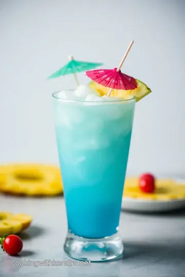 Tropical Bliss: The Ultimate Blue Hawaiian Cocktail presentation