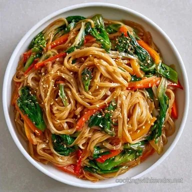 Vegetarian Rice Noodle Stir Fry: 30 Min